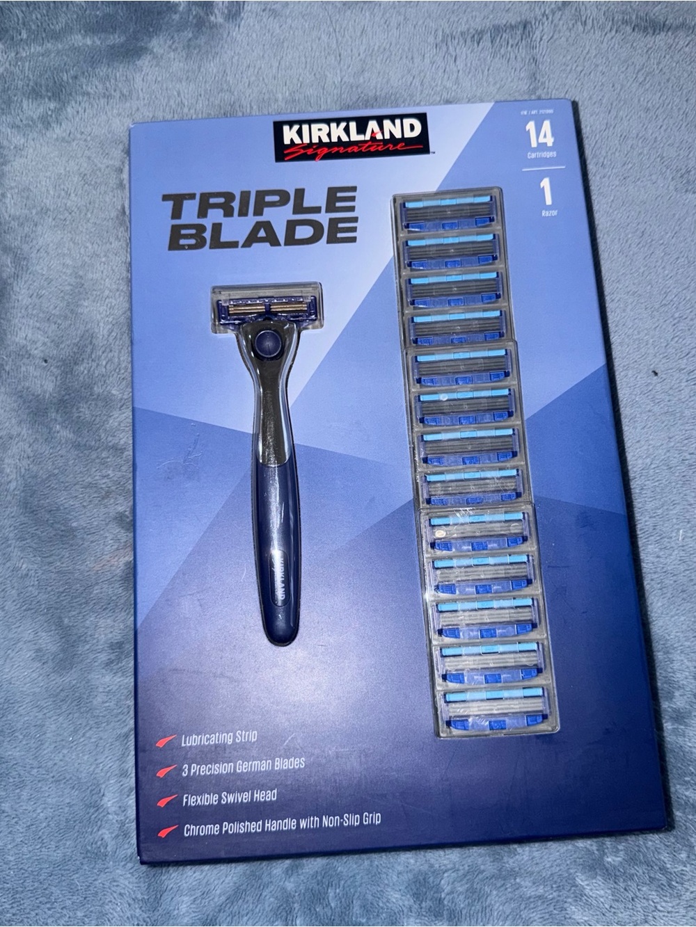 Kirkland Signature Men's Triple Blade Razor Set - Blue